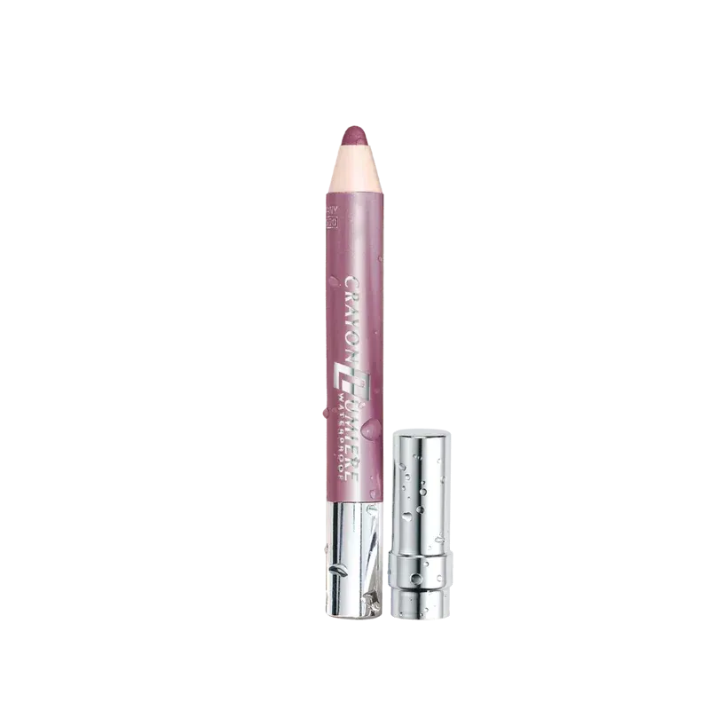 Mavala Crayon Lumière Prune Flambée 1,6g - Univers Pharmacie Mavala Crayon Lumière Prune Flambée 1,6g - Univers Pharmacie