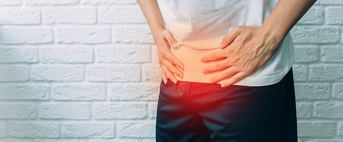 homme souffrant d'un IST touchant les organes génitaux