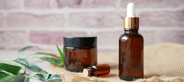 flacon d'huile essentielle