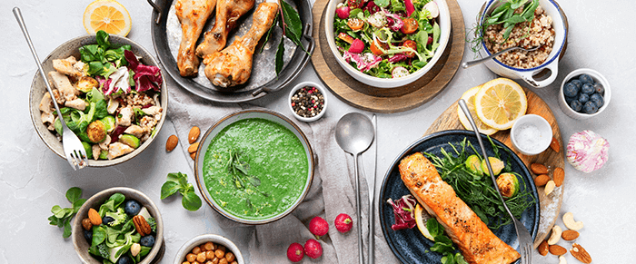 ensemble de plats et d'aliments sains et équilibrés