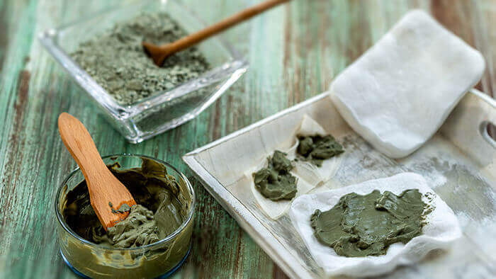 matériel nécessaire pour réaliser des cataplasmes d'argile verte