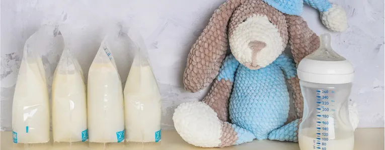Alimentation de bébé, allaitement ou biberon ?