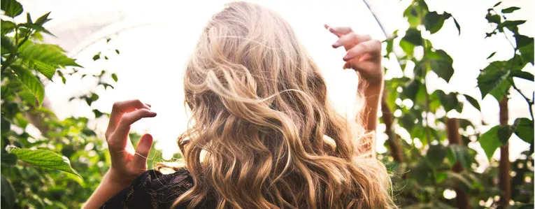 10 astuces pour avoir de beaux cheveux