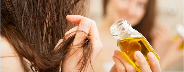 Quelle huile végétale choisir pour mes cheveux ?