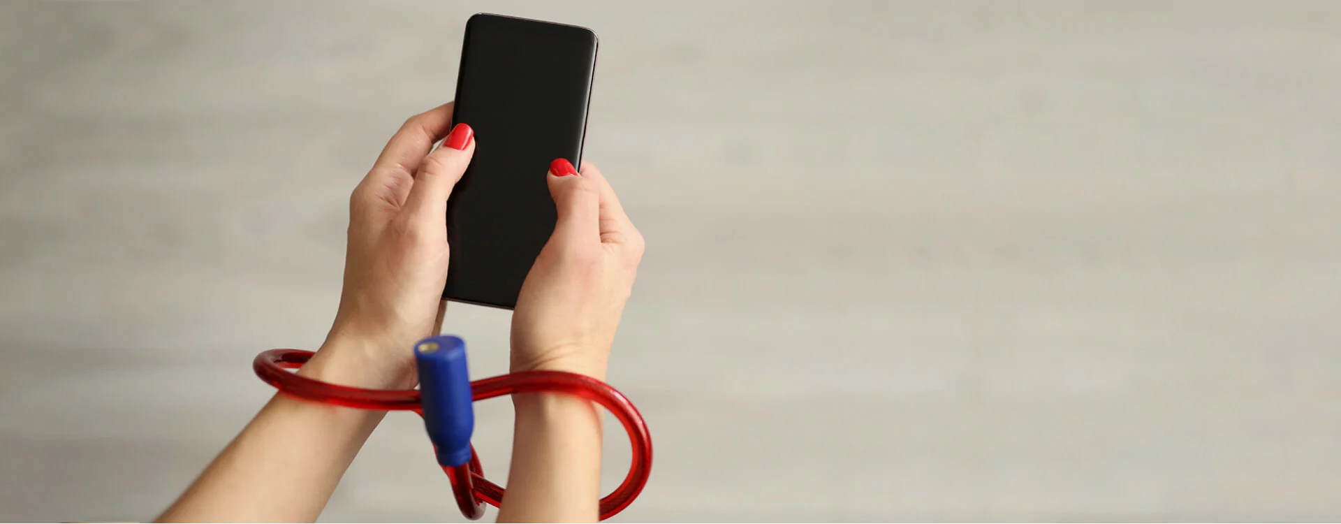 Nomophobie : comment gérer son addiction au téléphone portable ? : Femme  Actuelle Le MAG